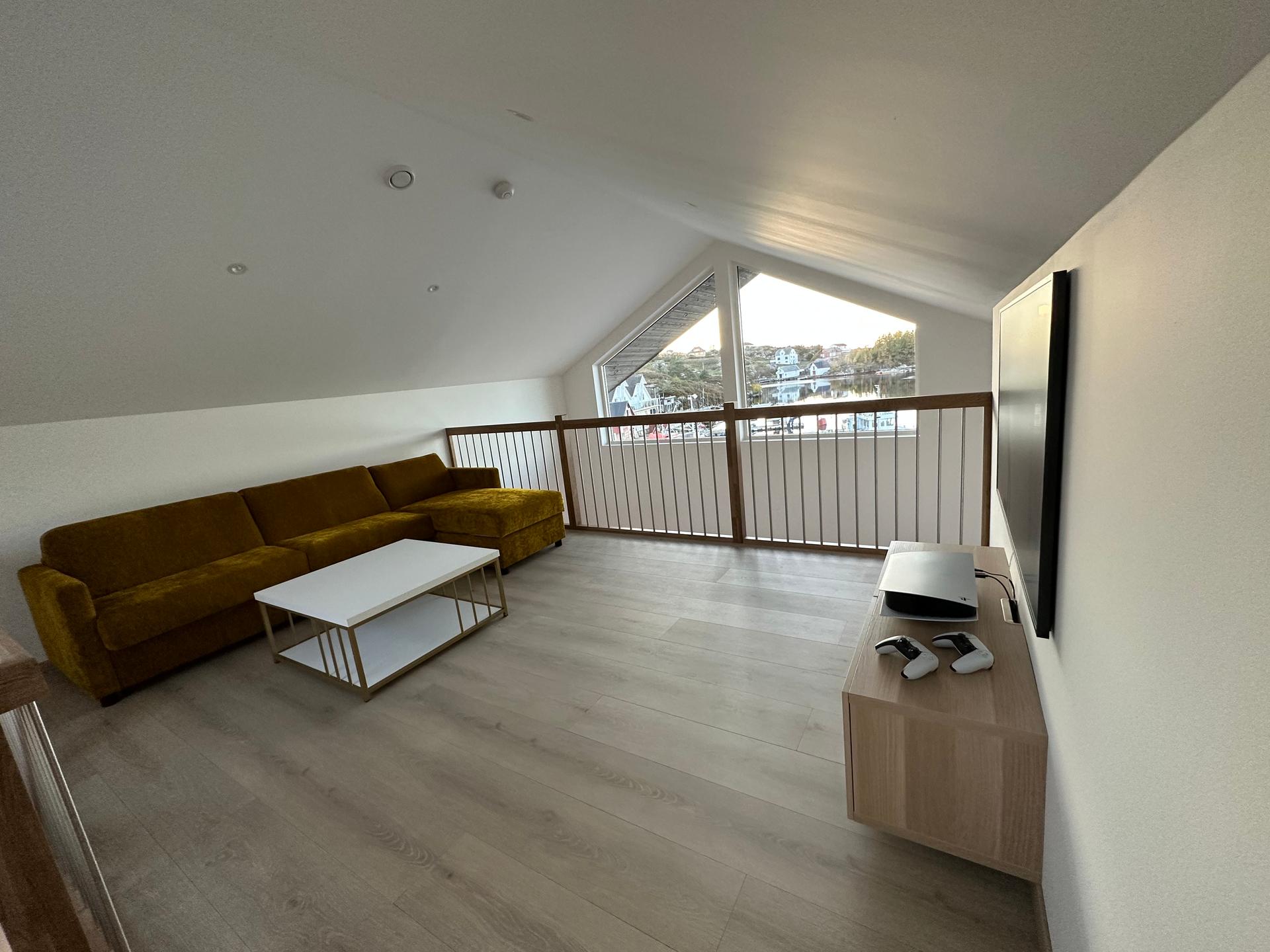 Hems med sofa